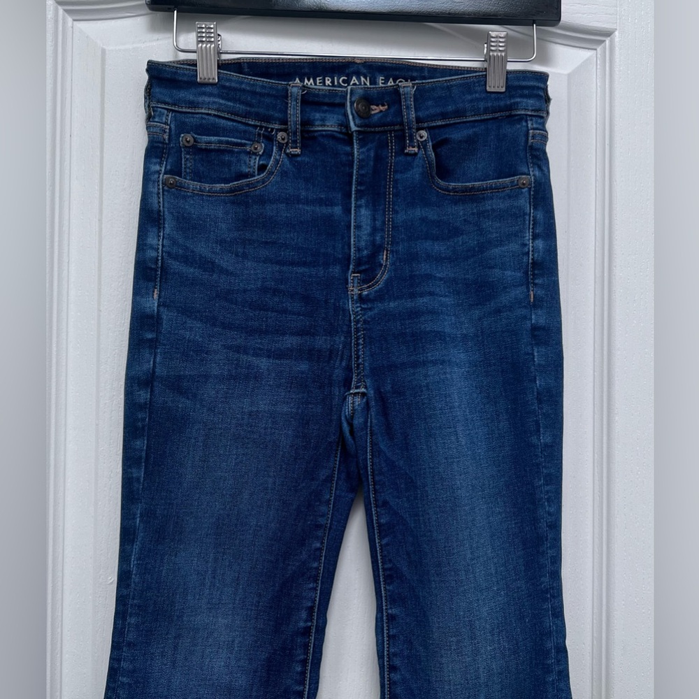 American Eagle Outfitters Next Level Stretch Women's Dark Blue Flared Jeans SZ 2 - Picture 3 of 14